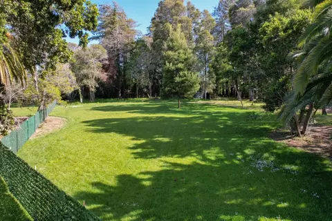 90 Fagan Dr, Hillsborough, CA 94010