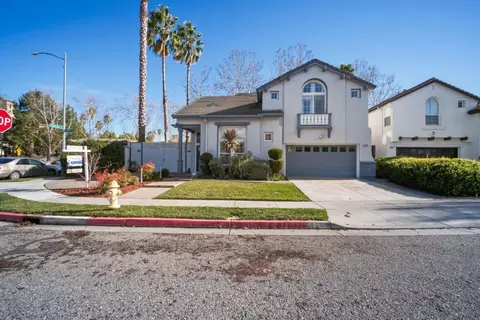 5948 Sage Dr, San Jose, CA 95123