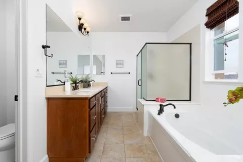 Bath - 1864 Lee Way, Milpitas, CA 95035 photo 3 of 5