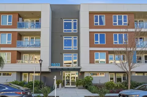 5933 Sunstone Dr 410, San Jose, CA 95123
