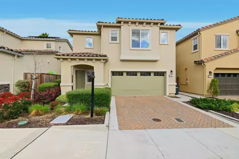 121 Mountaintop Ave, Hayward, CA 94544
