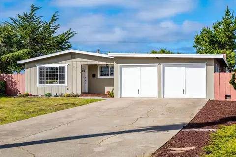 277 Young Cir, Marina, CA 93933