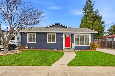 1385 Selo Dr, Sunnyvale, CA 94087