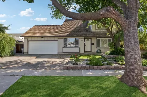 228 Martinvale Ln, San Jose, CA 95119