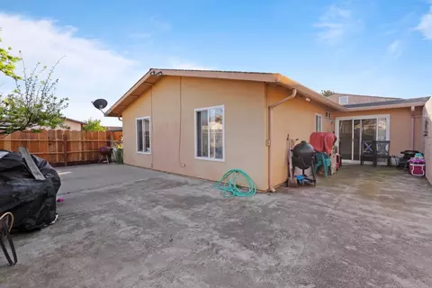 Exterior - 1780 Truckee Way, Salinas, CA 93906 photo 10 of 11