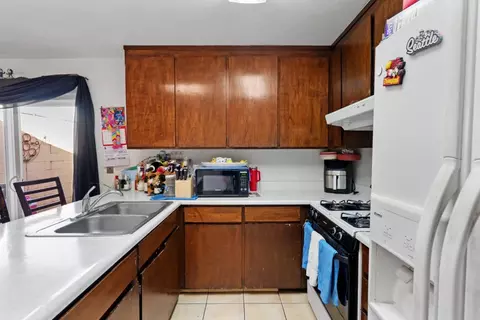 Kitchen - 1780 Truckee Way, Salinas, CA 93906 photo 2 of 4