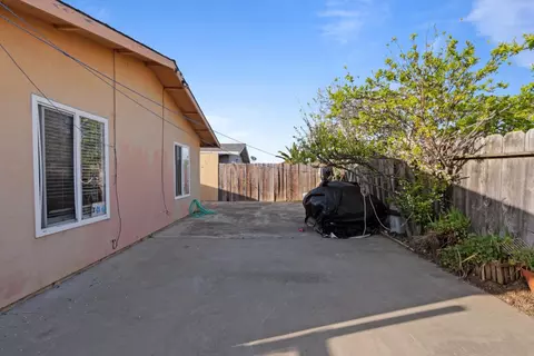 Exterior - 1780 Truckee Way, Salinas, CA 93906 photo 9 of 11
