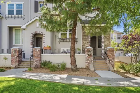 581 Monterey Ter, Sunnyvale, CA 94089