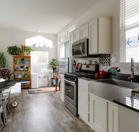 2120 N Pacific 25, Santa Cruz, CA 95060