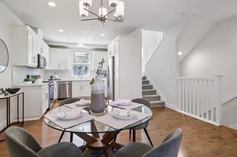 Dining - 861 Garden St, Milpitas, CA 95035 photo 2 of 6