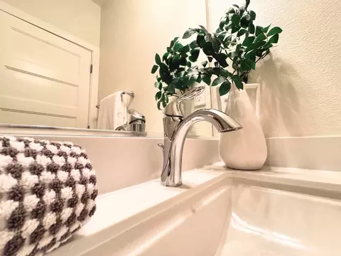 Bath - 861 Garden St, Milpitas, CA 95035 photo 6 of 8
