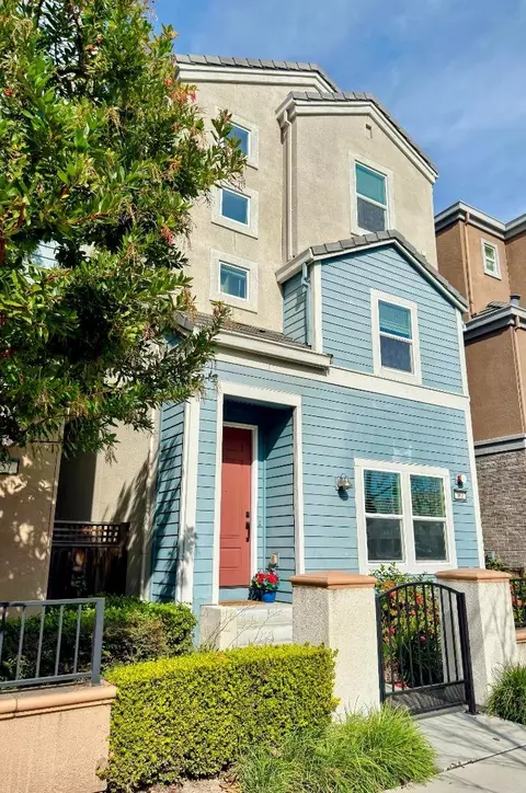 Exterior - 861 Garden St, Milpitas, CA 95035 photo 3 of 8