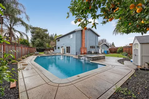 Exterior - 7100 Potomac Pl, Gilroy, CA 95020 photo 5 of 9