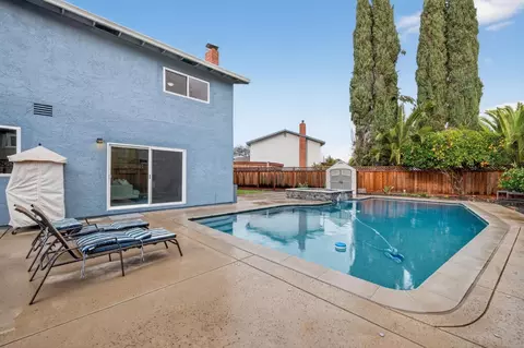 Exterior - 7100 Potomac Pl, Gilroy, CA 95020 photo 2 of 9