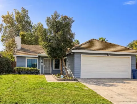 1429 Pintail Cir, Los Banos, CA 93635