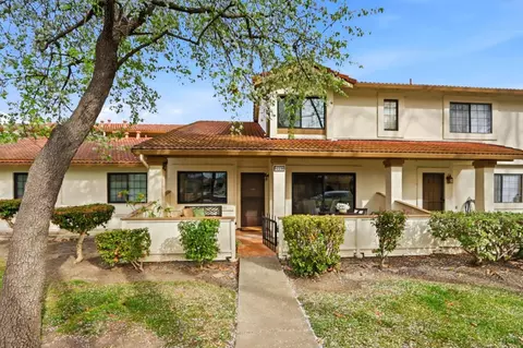 428 Colony Cove Dr, San Jose, CA 95123