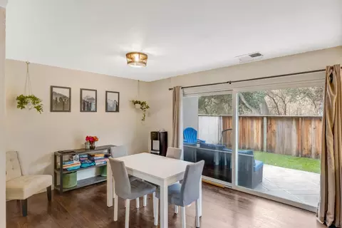 Dining - 19223 Creekside Ln, Salinas, CA 93908 photo 3 of 3