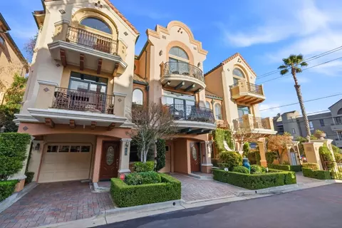 206 Villa Mar Vis, Santa Cruz, CA 95060