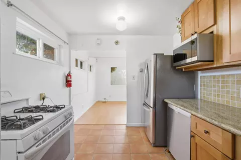 2350-2352 Sacramento St, Berkeley, CA 94702 photo 13