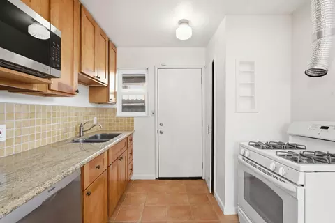 2350-2352 Sacramento St, Berkeley, CA 94702 photo 16