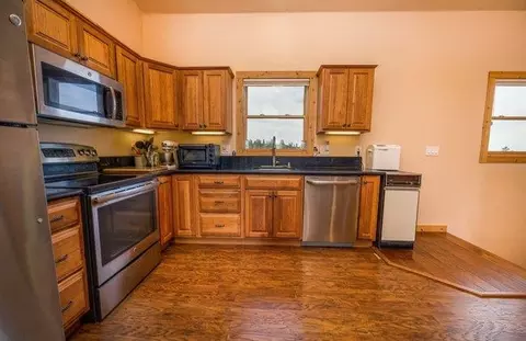 Kitchen - 2081 Ponderosa Way, Murphys, CA 95247 photo 7 of 7