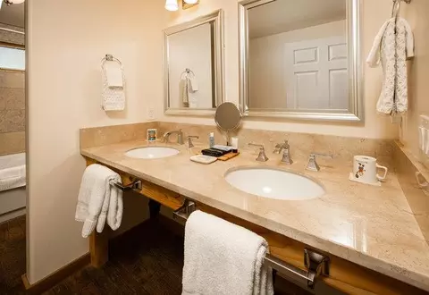 Bath - 2081 Ponderosa Way, Murphys, CA 95247 photo 15 of 18