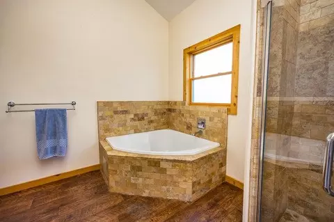 Bath - 2081 Ponderosa Way, Murphys, CA 95247 photo 13 of 18