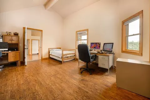 Bedroom - 2081 Ponderosa Way, Murphys, CA 95247 photo 9 of 21
