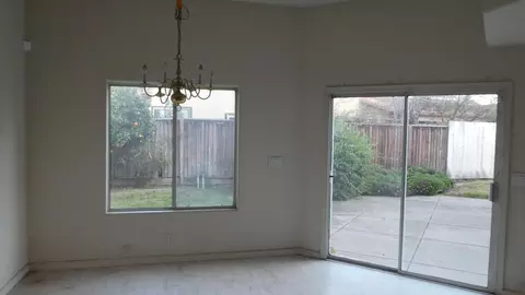 Living - 1914 Whitman St, Salinas, CA 93906 photo 3 of 4