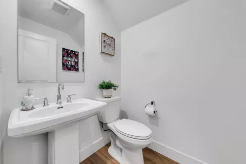 Other - 122 W Riverside Pl, Tracy, CA 95391 photo 4 of 9