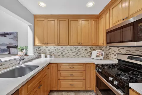 Kitchen - 3015 Arlington Dr, Aptos, CA 95003 photo 3 of 5