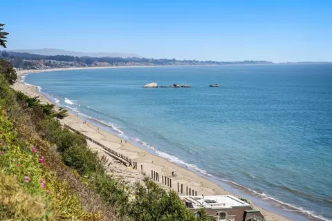 View/Area - 3015 Arlington Dr, Aptos, CA 95003 photo 6 of 6