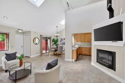 3015 Arlington Dr, Aptos, CA 95003
