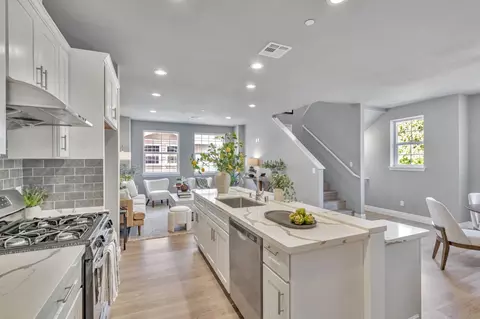 Kitchen - 802 Maybeck Pl, Hayward, CA 94544 photo 1 of 1