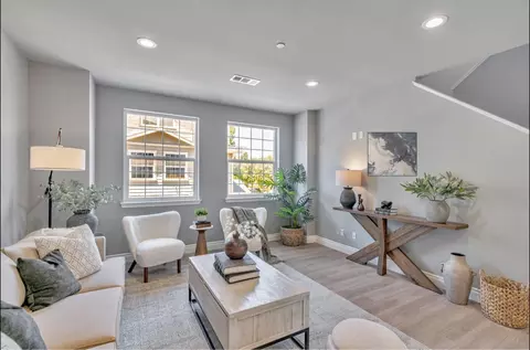 Living - 802 Maybeck Pl, Hayward, CA 94544 photo 1 of 1