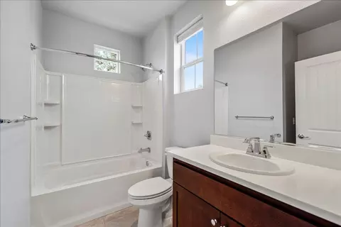 Bath - 2943 Abrams Dr, Marina, CA 93933 photo 2 of 3