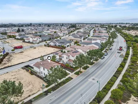 View/Area - 2943 Abrams Dr, Marina, CA 93933 photo 3 of 4