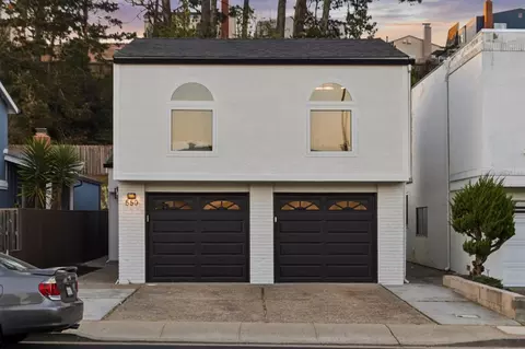 550 Verducci Dr, Daly City, CA 94015