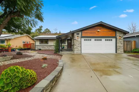 847 San Luppe Dr, Mountain View, CA 94043