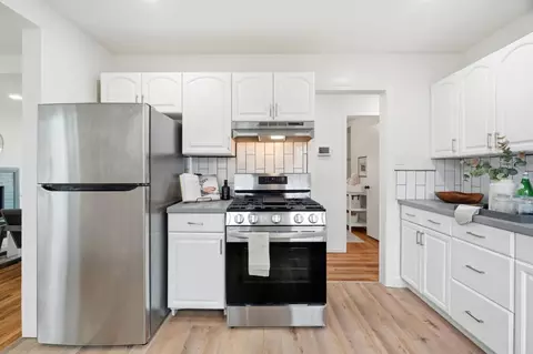 Kitchen - 824 Arguello Blvd, Pacifica, CA 94044 photo 3 of 3