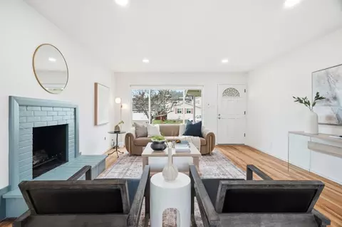 Living - 824 Arguello Blvd, Pacifica, CA 94044 photo 1 of 1