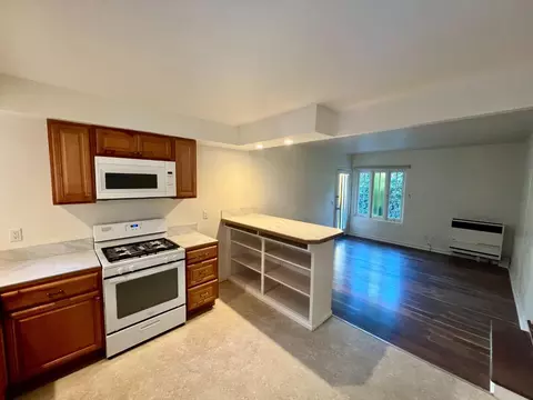 Kitchen - 160 Monterey Ave, Pacific Grove, CA 93950 photo 5 of 9