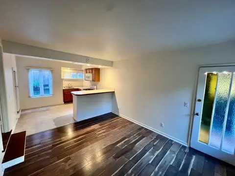 Living - 160 Monterey Ave, Pacific Grove, CA 93950 photo 4 of 9