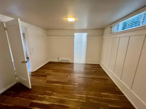Bedroom - 160 Monterey Ave, Pacific Grove, CA 93950 photo 2 of 2
