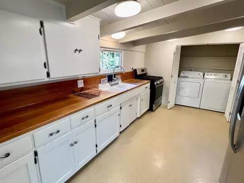 Other - 160 Monterey Ave, Pacific Grove, CA 93950 photo 10 of 12