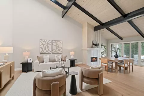 184 Sand Hill Cir, Menlo Park, CA 94025