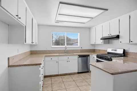 Kitchen - 3117 Gibson Way, Modesto, CA 95354 photo 2 of 2