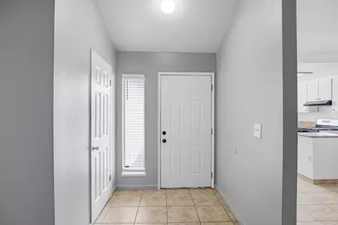 Entry Way - 3117 Gibson Way, Modesto, CA 95354 photo 1 of 2