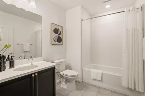 Bath - 6816 Vector Ct, San Jose, CA 95119 photo 3 of 3