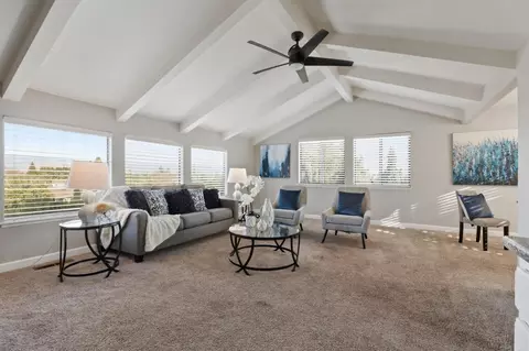 Living - 1610 Calabrese Way, Gilroy, CA 95020 photo 2 of 4